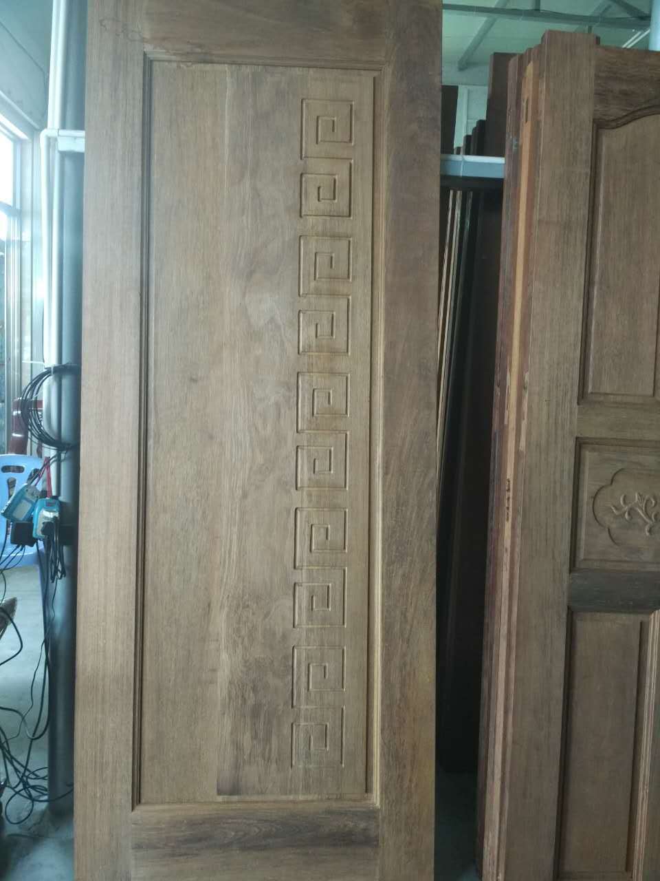 潮汕厂家直销菠萝格实木门 欧式门 进户门 推拉门 红木门
