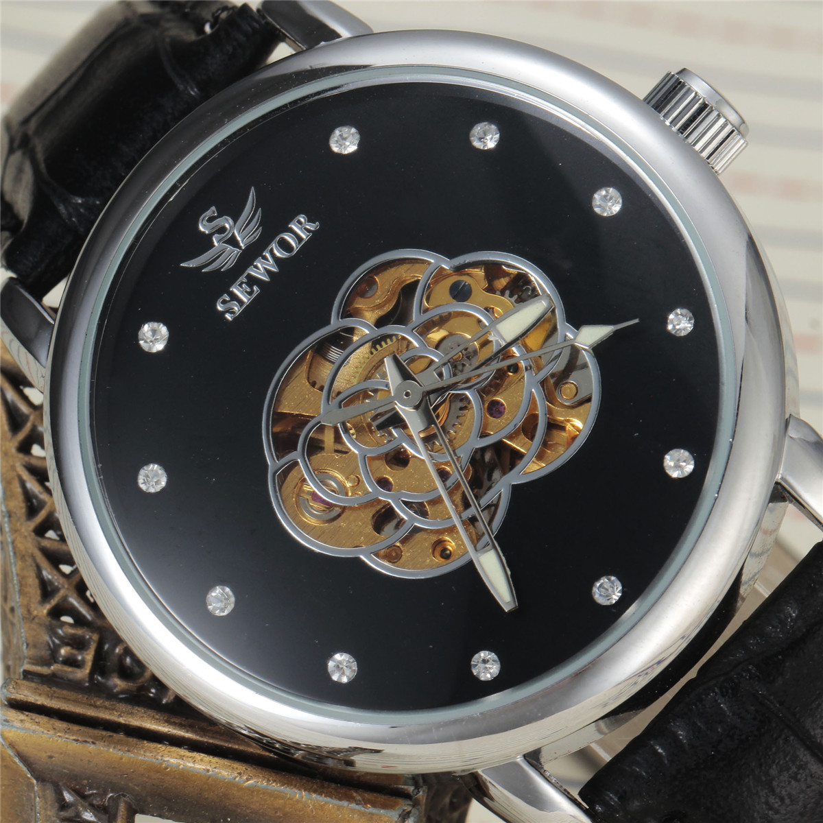 sewor 女士大牌闪钻花型镂空底全自动机械腕表 089-2