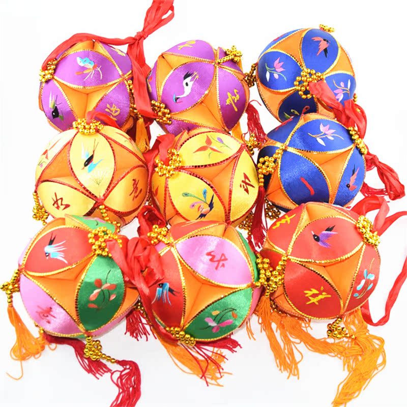 三月三绣球 广西壮族绣球 纯刺绣一生10公分绣球 桂林刘三姐绣球