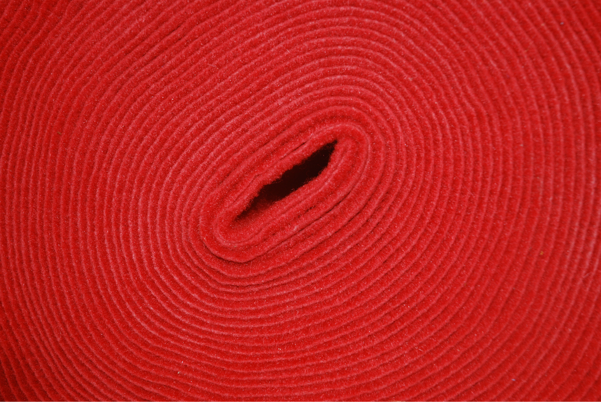 批发儿童舞台加厚红地毯展览展会婚庆喜庆耐用红地毯地垫拉绒红毯