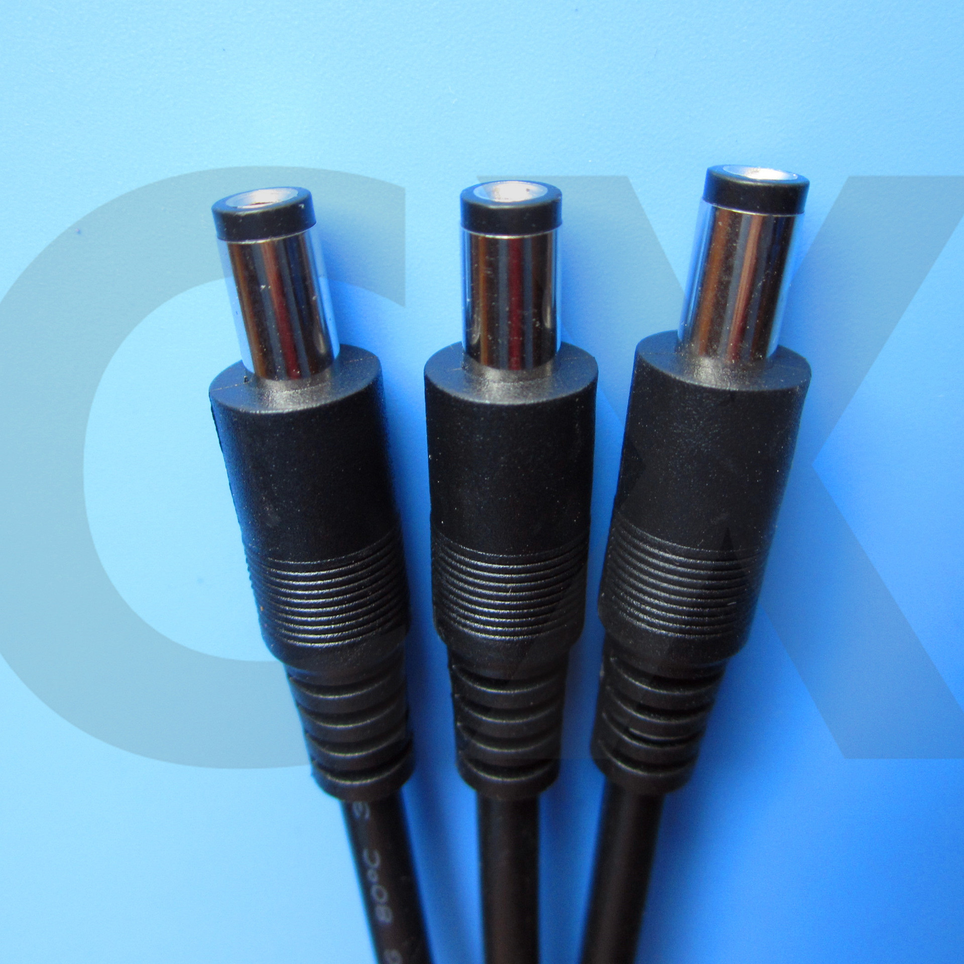 公母插电源线插头