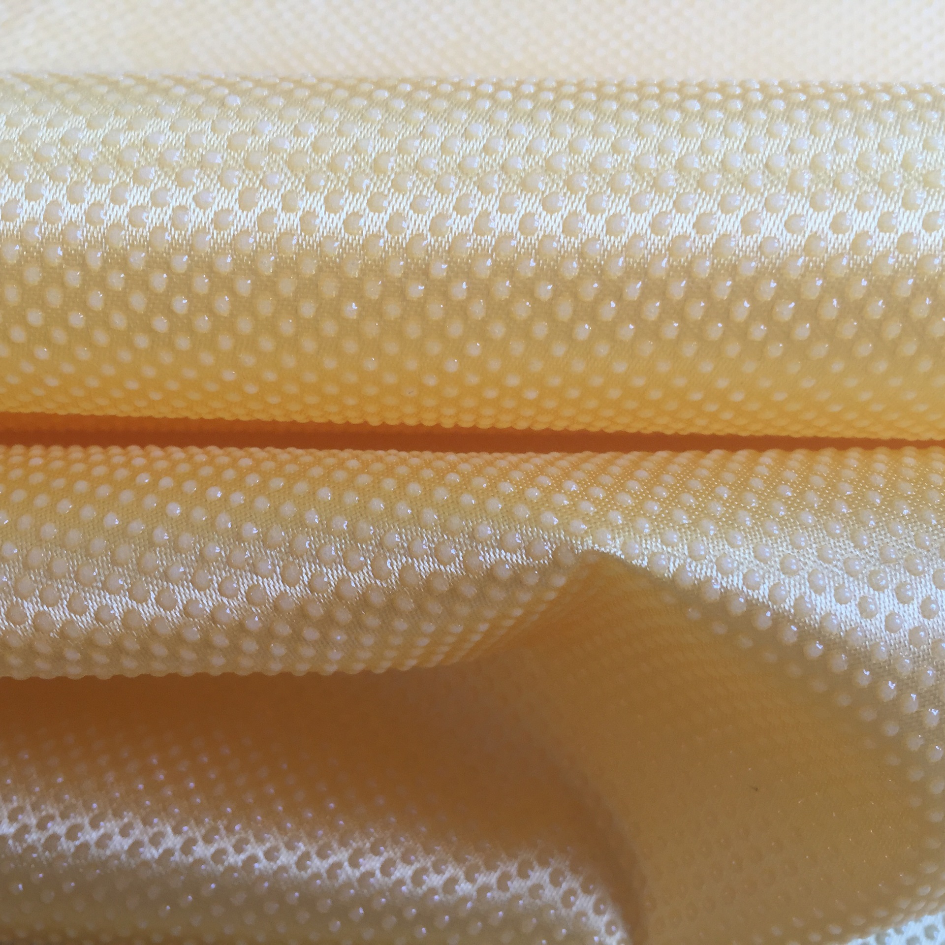 色丁滴塑布防滑点塑布鞋底滴塑防滑斜纹布坐垫床垫防滑布加工