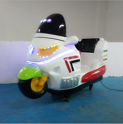 爆款热销玻璃钢三座大摩托摇摆机厂家直销可以看动画片的摇摇车