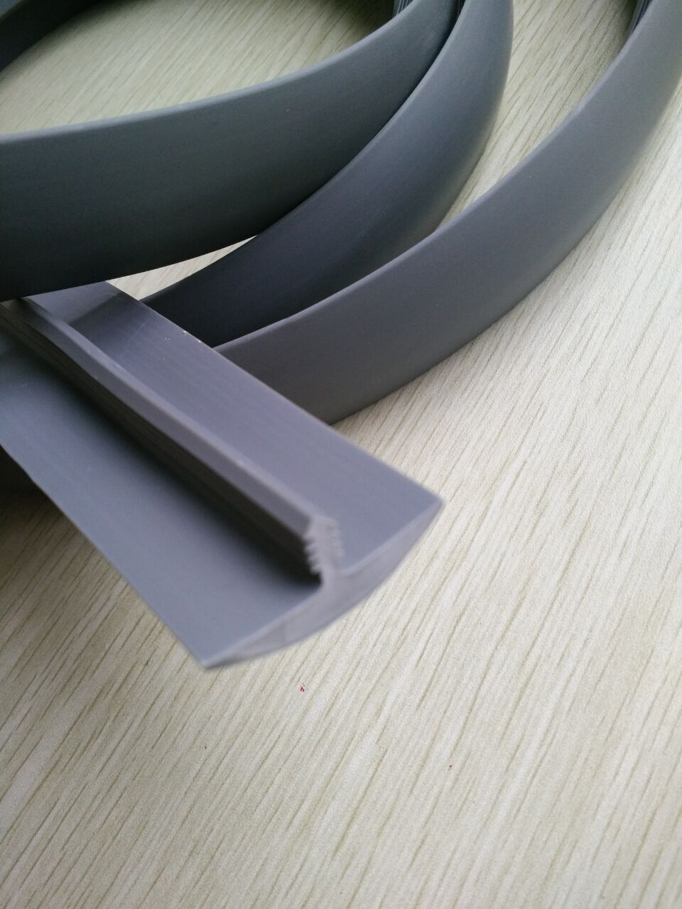 环保pvc封边条 家具封边条 橡胶密封条 pvc包边条u型 t型橡胶条