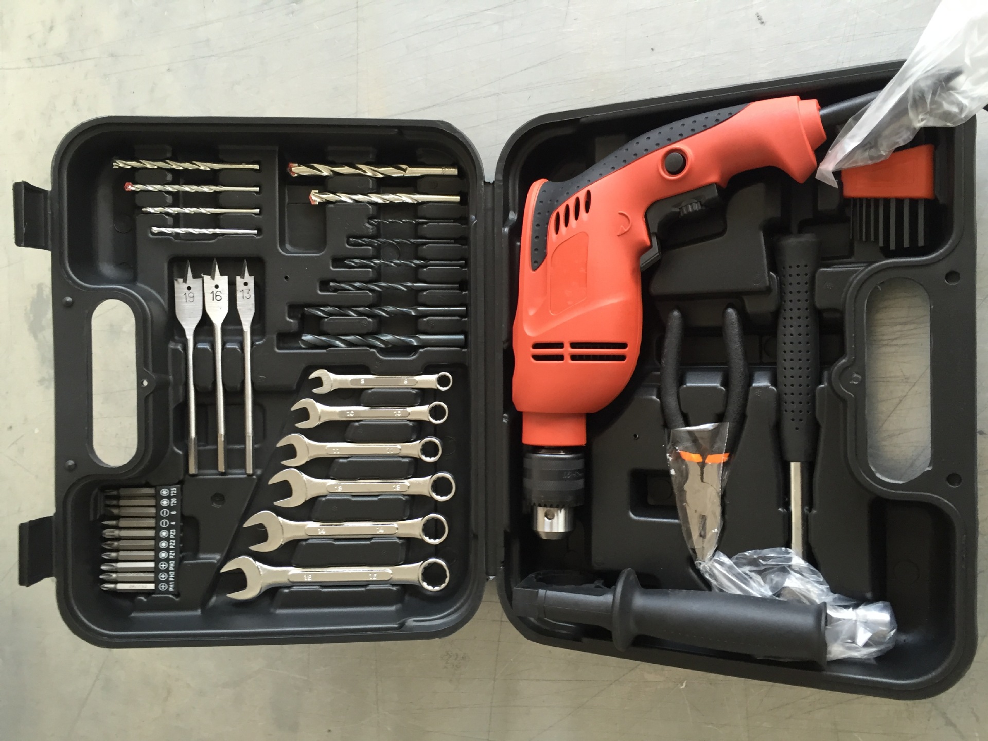 正品哈博43件电钻五金家用工具组合套装冲击钻电工维修工具箱包邮