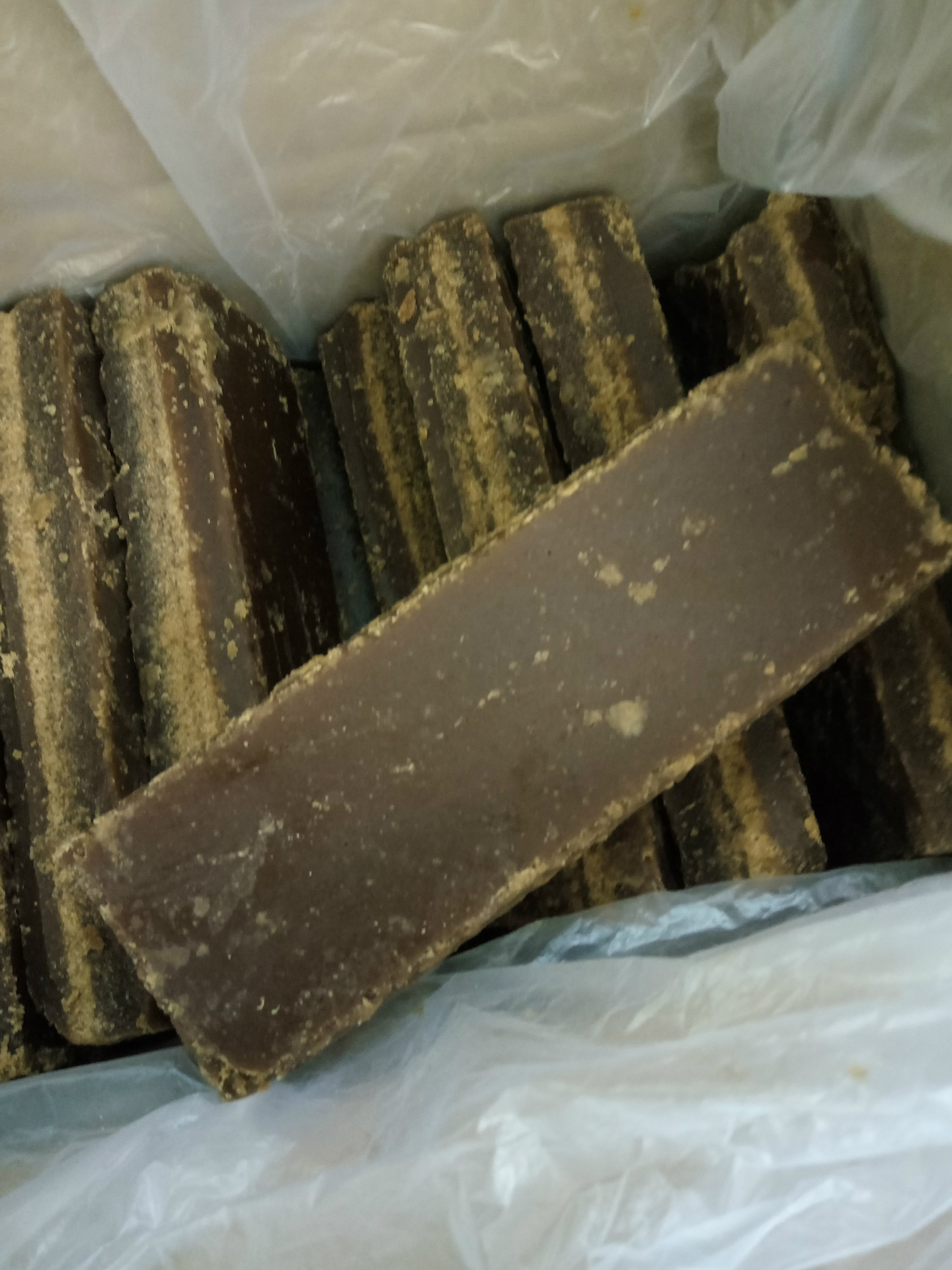 正宗广西手工红糖块老古法红糖片月子甘蔗补血土红糖厂家直供批发