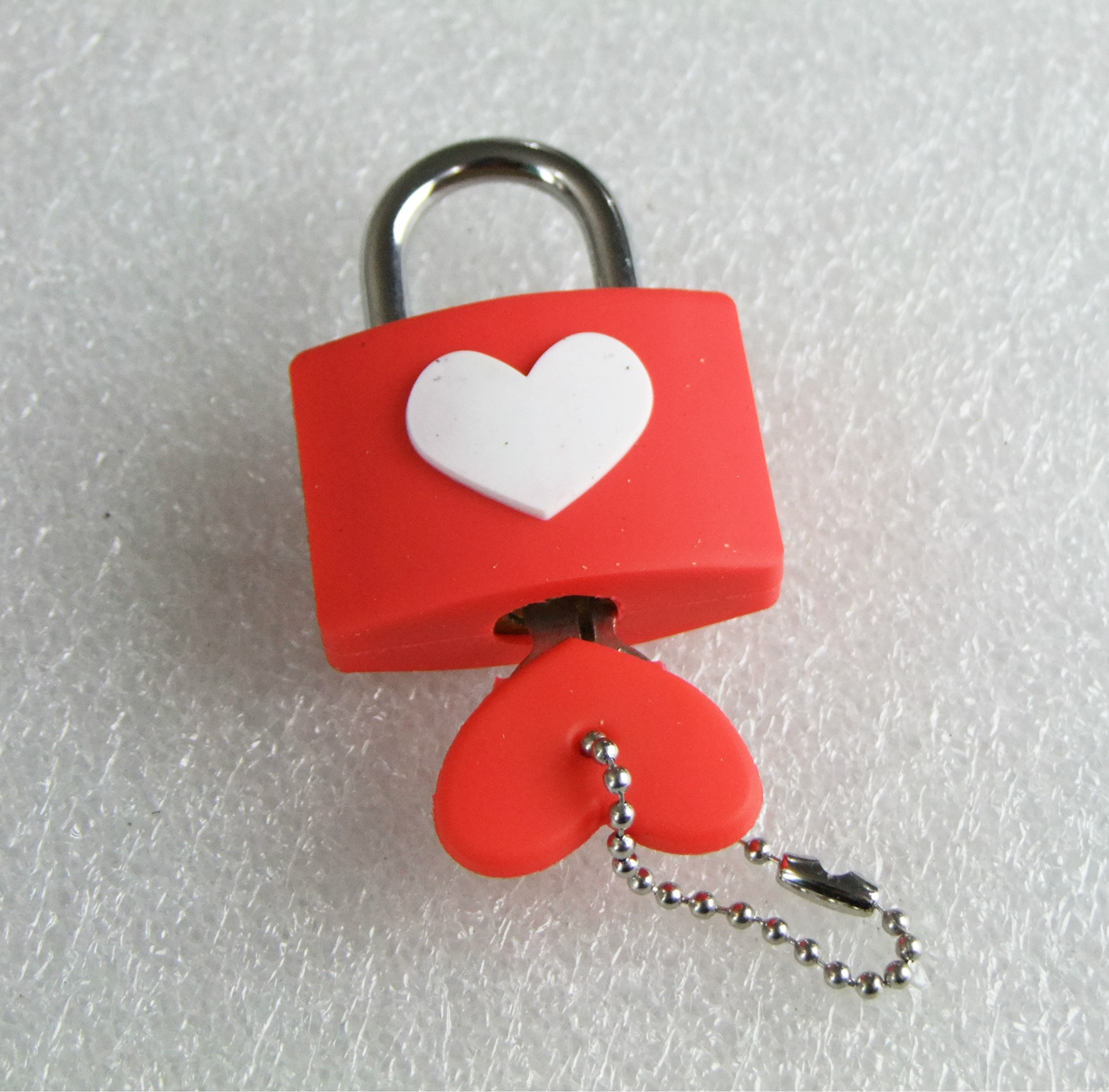 厂家直销南山塔同心锁 彩色橡胶套连心锁