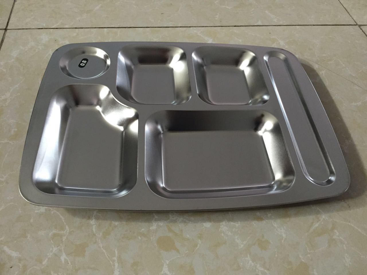 伙食团专用不锈钢加厚4格餐盘餐盘