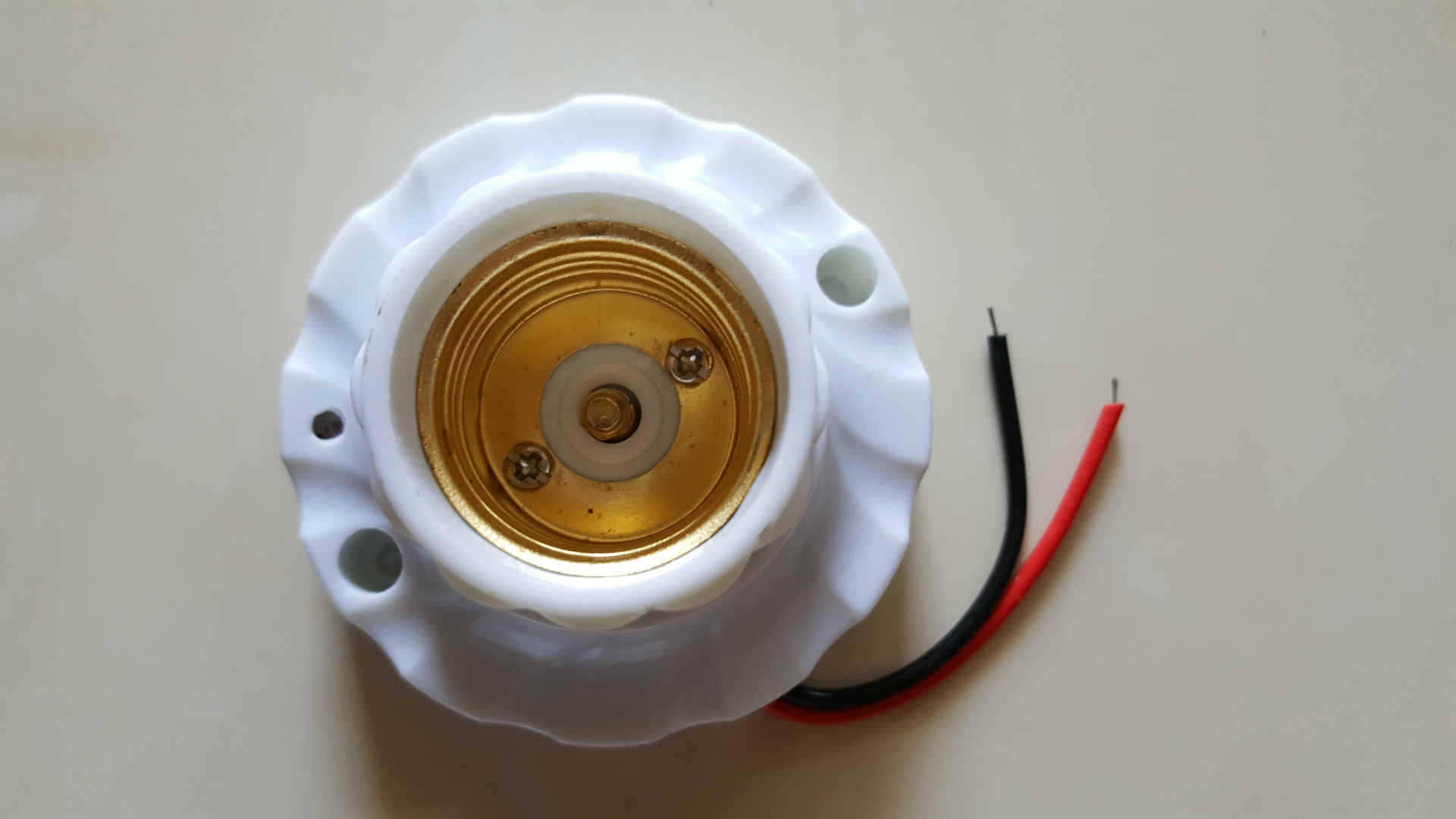 声光控节能灯头