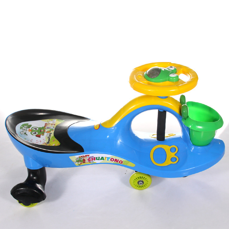 特价青蛙儿童扭扭车 新款摇摆溜溜车 宝宝滑行玩具车带音乐