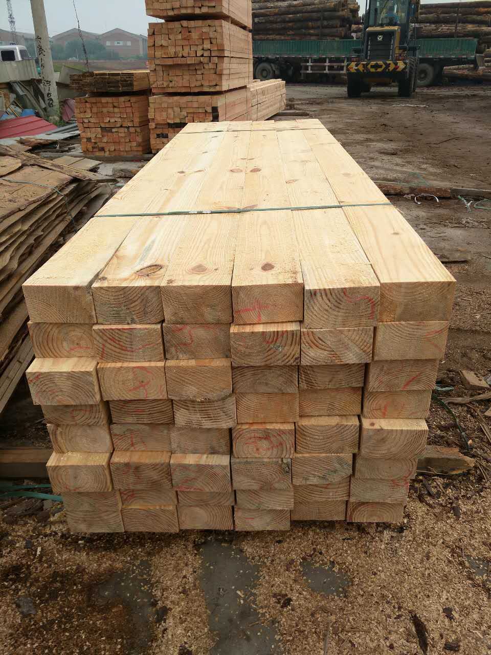 厂家批发木方价格建筑装修用方木落叶松包装方木防腐木建材