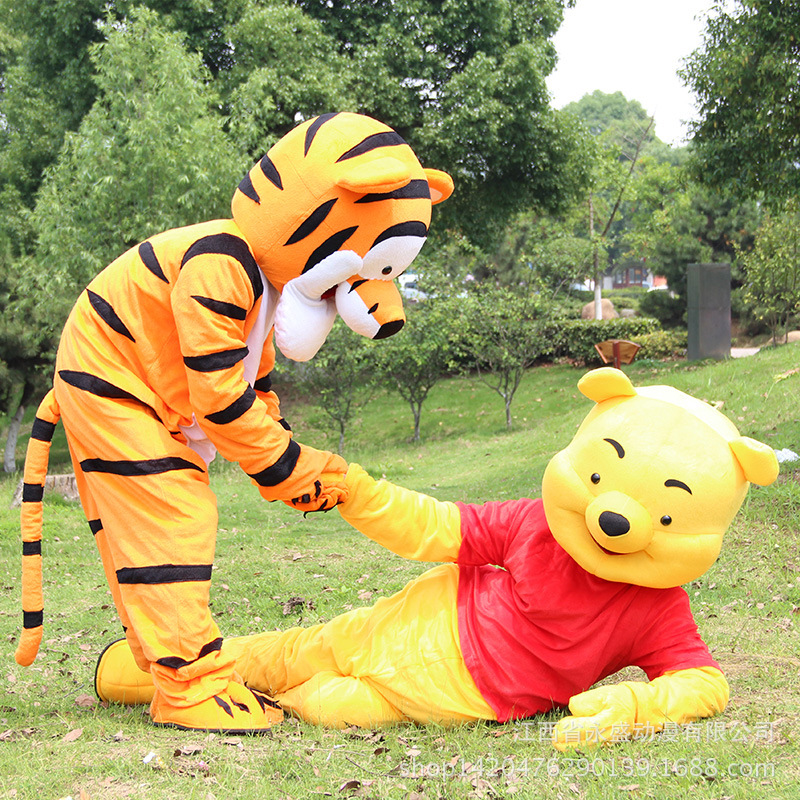 Pooh Bear Cartoon Doll Costume Winnie the Pooh Adult Wear Walking Opening Store Celebration Tigger Activity Doll Clothes