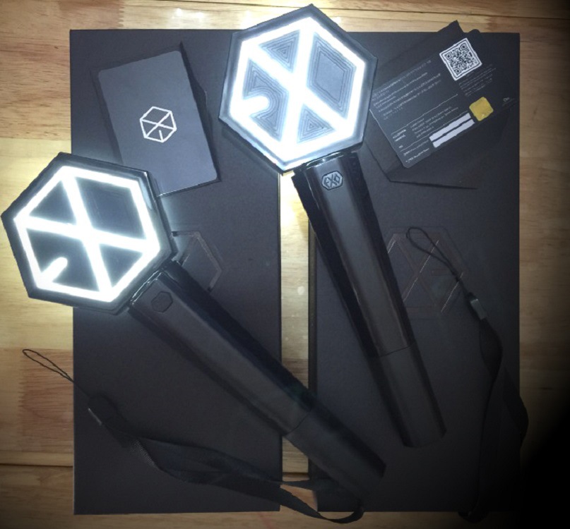 现货exo演唱会荧光棒应援灯应援棒二代爱丽棒星球灯手灯同款