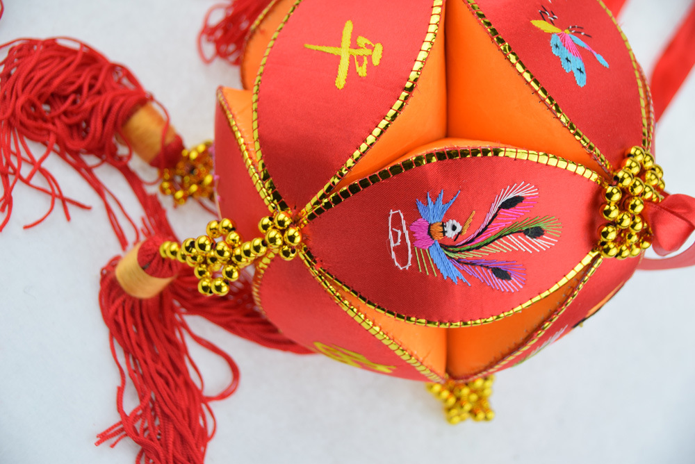 广西壮族绣球 手工15公分绣球 活动舞蹈道具 民族绣球 挂件