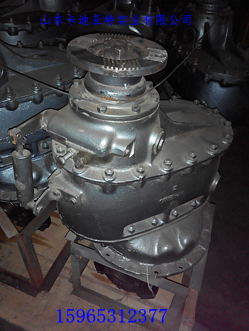 重汽豪沃ac16桥减速器总成 后桥中段az9981320251