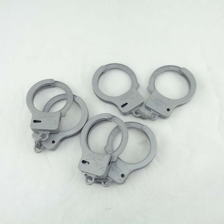 警察场景手铐警徽 儿童塑料小手铐口哨演出道具过家家玩具赠品促