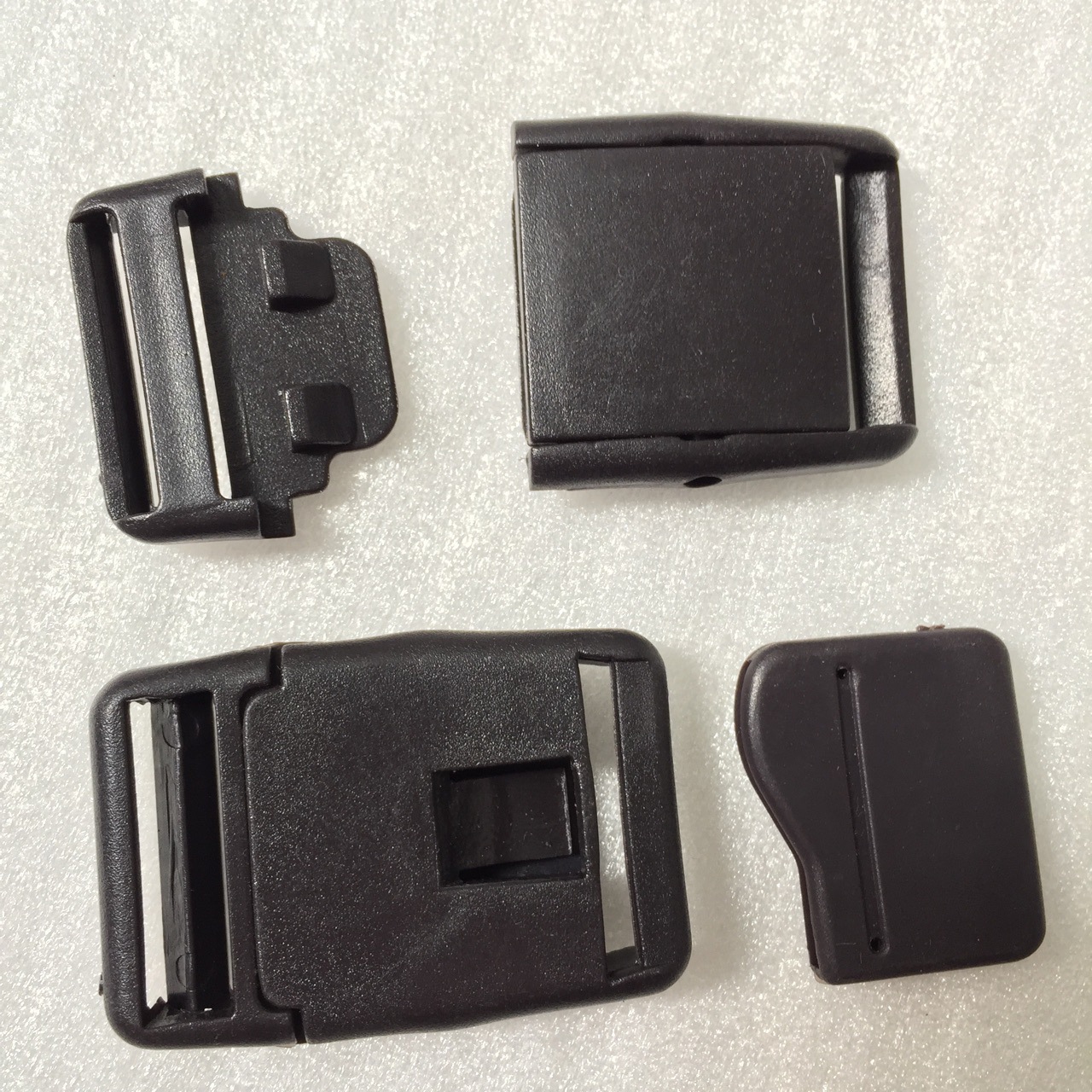 供应韩国腰带扣配件背扣塑料搭扣阿里厂家批发插扣腰带锁扣