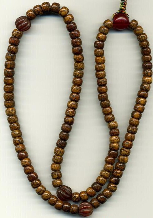 阴皮星月菩提是什么 阴皮星月菩提怎么盘 阴皮星月菩提子