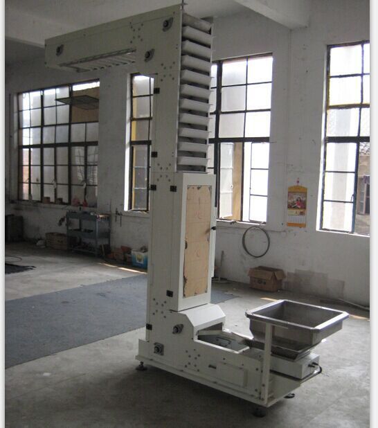 供应南瓜子提升机 瓜子仁提升机 恒宇机械斗式提升机