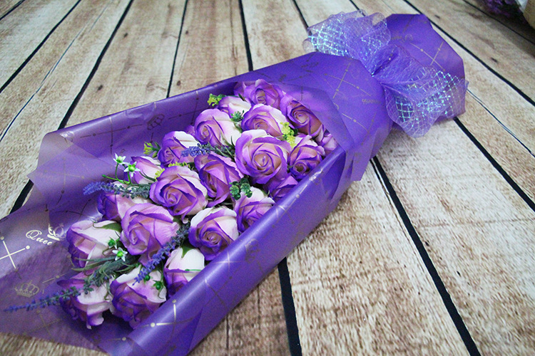 颜色 33朵彩色,33朵紫色,33朵大红,33 类型 花束 工艺 手工制作 材质