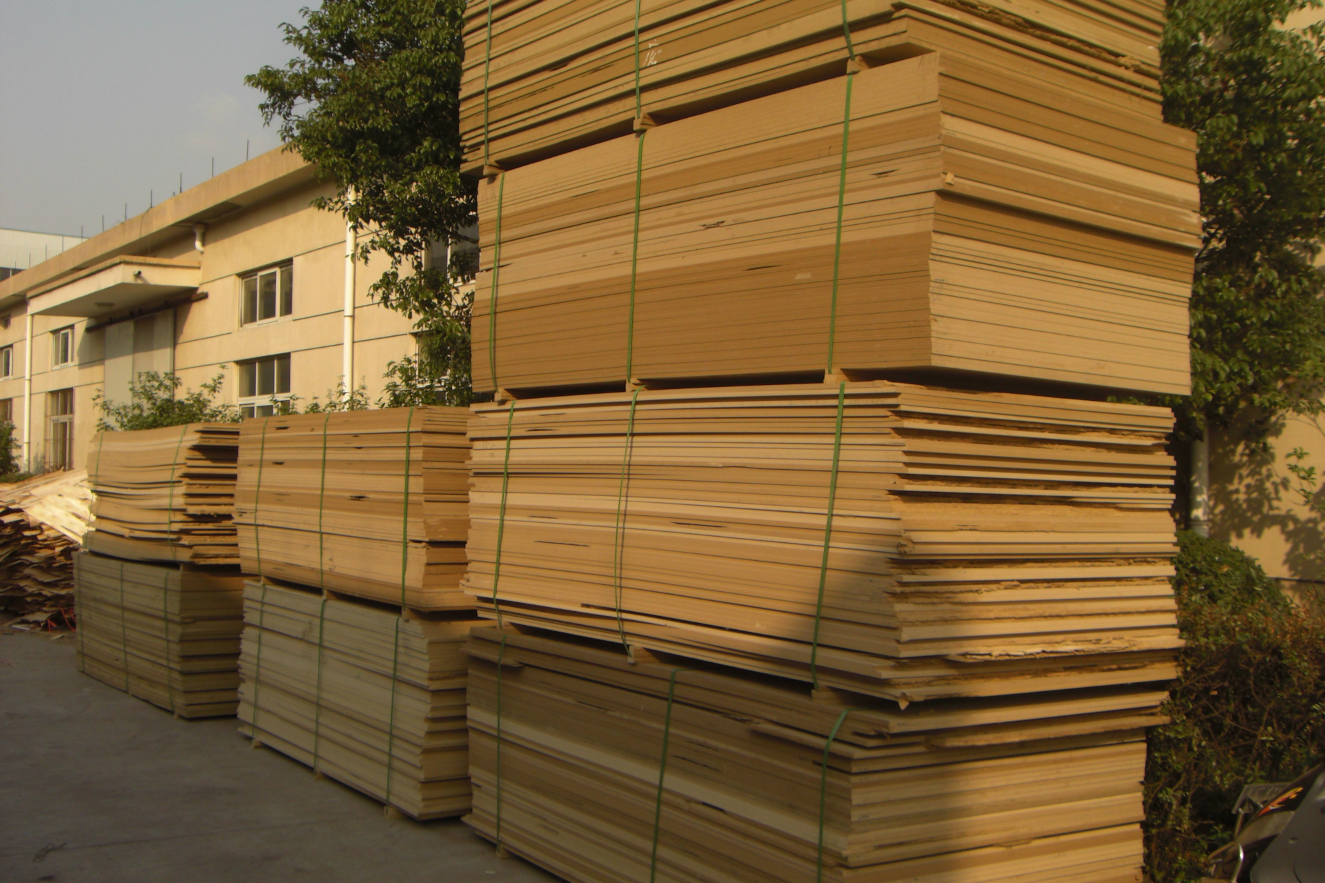 浙江嘉兴君旺木业低价处理一批等外品,等板材