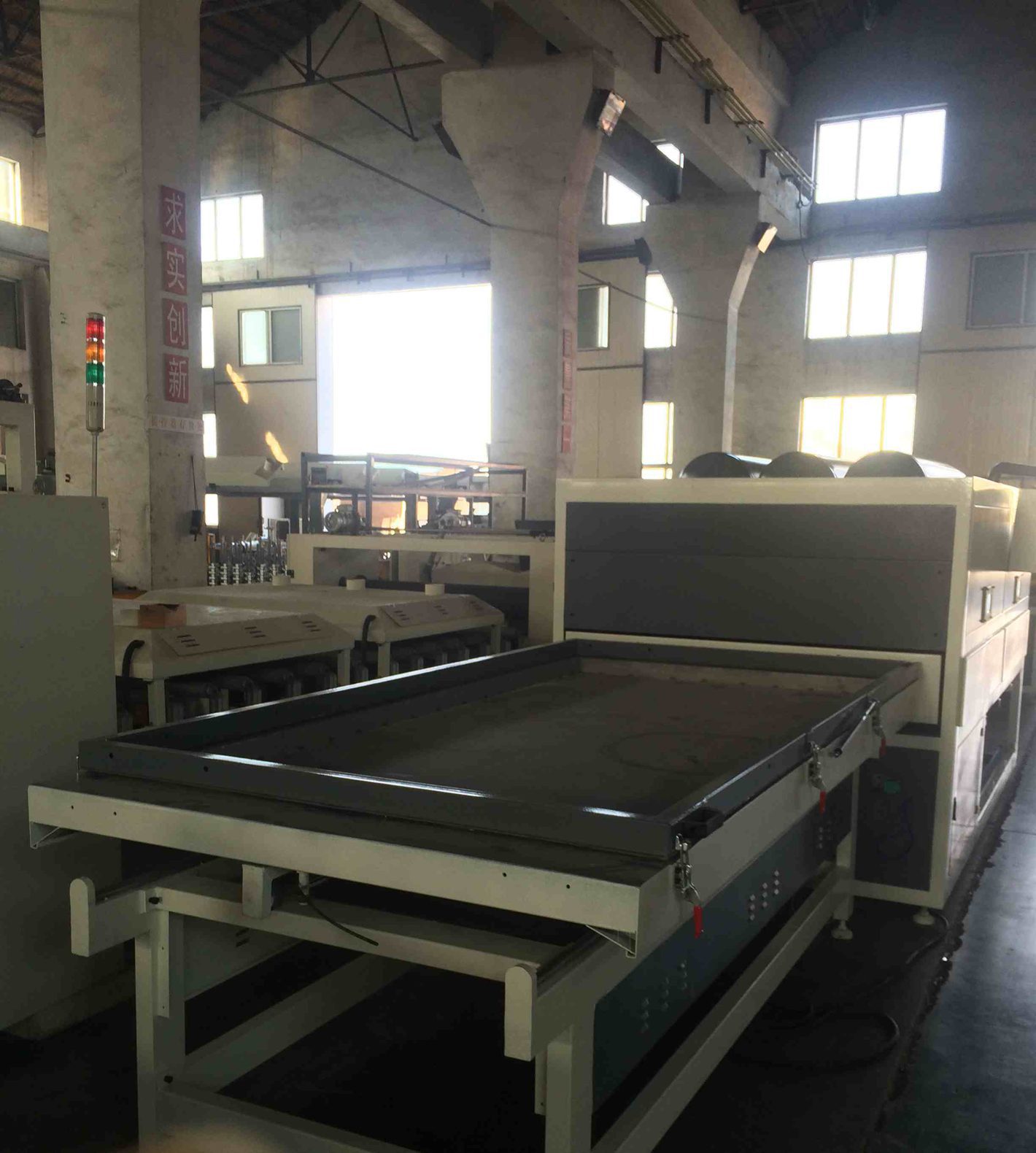 真空吸附吸塑免漆门贴膜机 压膜机 全自动真空覆膜机