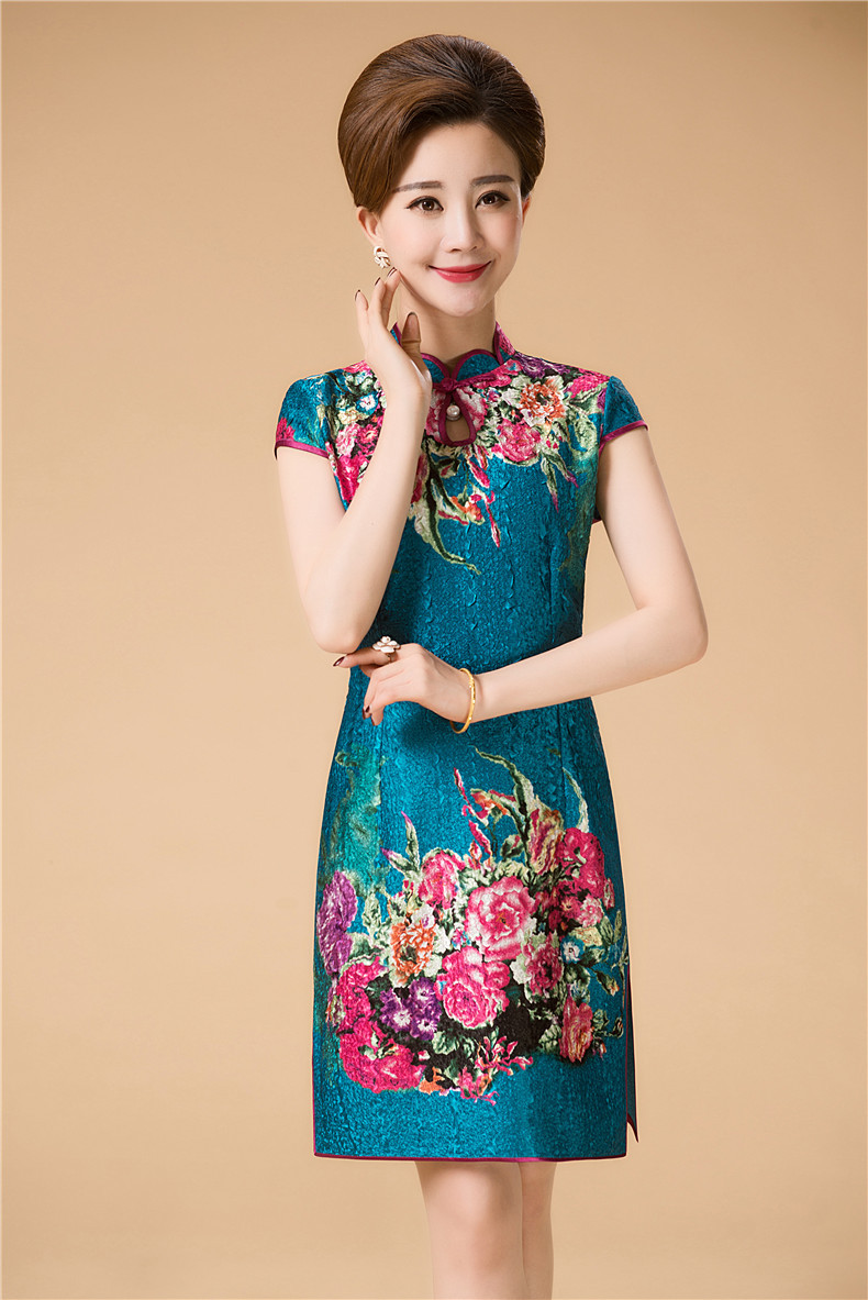 夏装真丝褶皱短袖连衣裙货号ce016