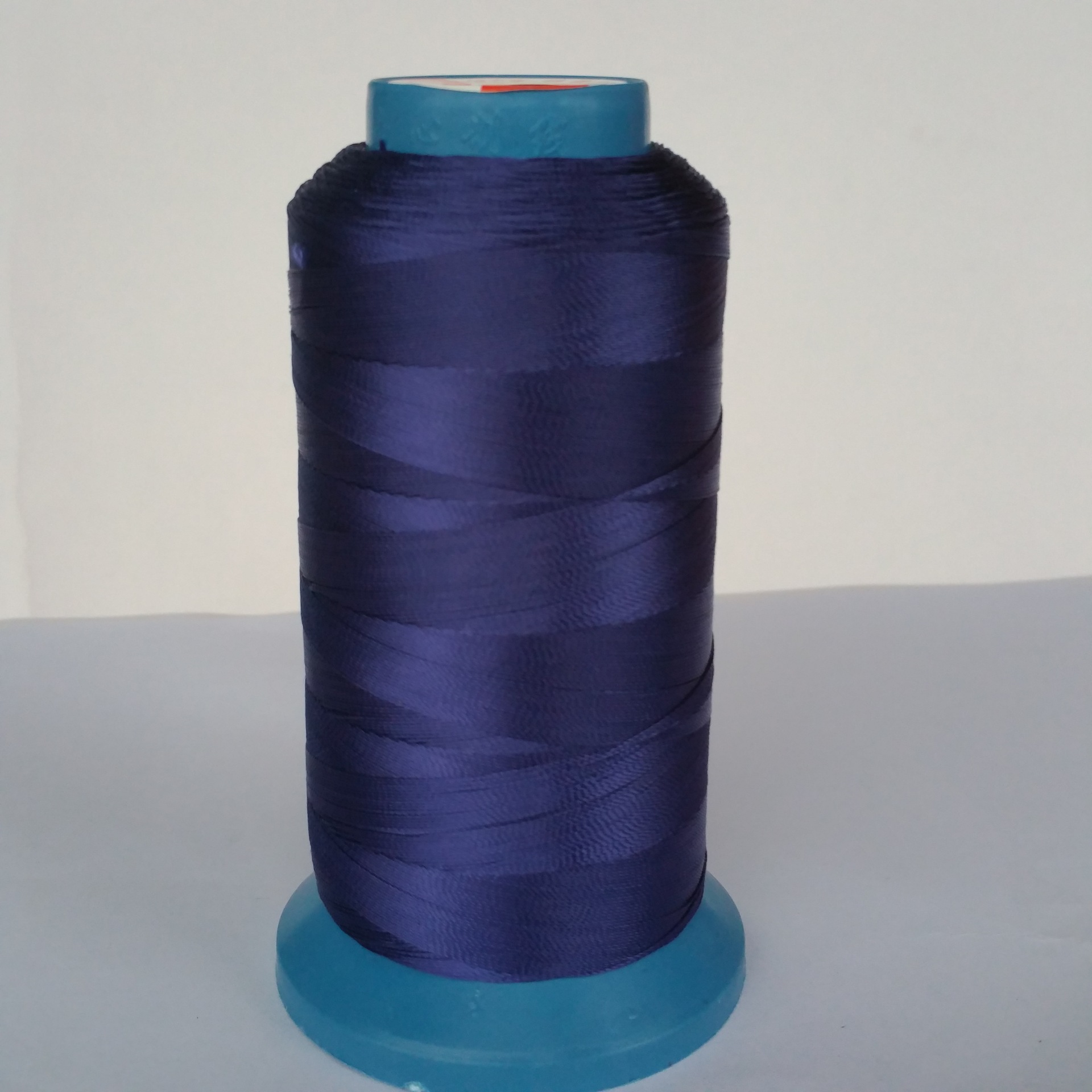 广州线厂专业生产批发低价3股4股6股特多龙高强针车缝纫线250d/3