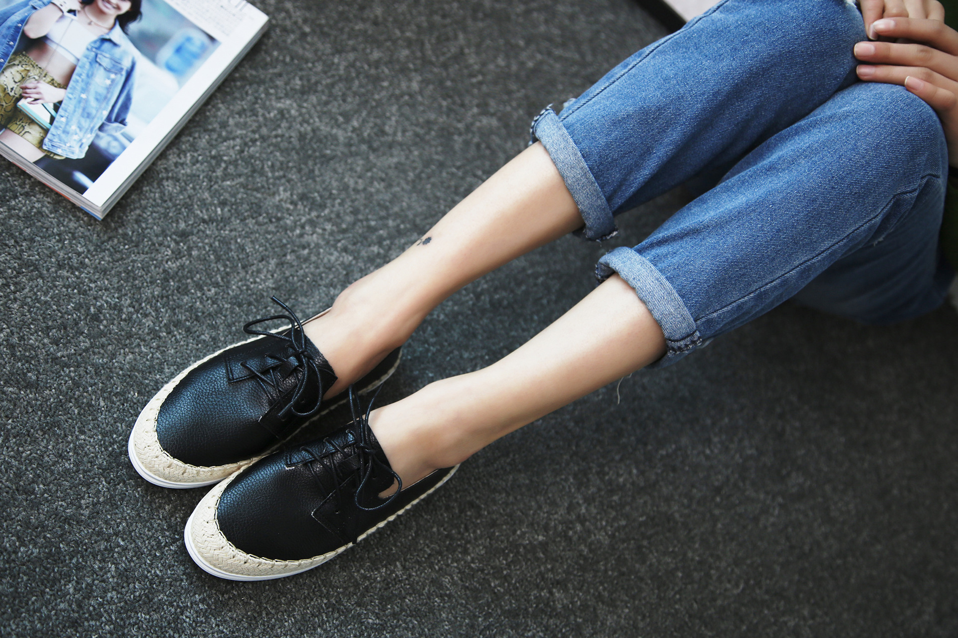 系带百搭白色小白鞋麻底超纤平底渔夫鞋女圆头潮草编麻绳鞋女单.