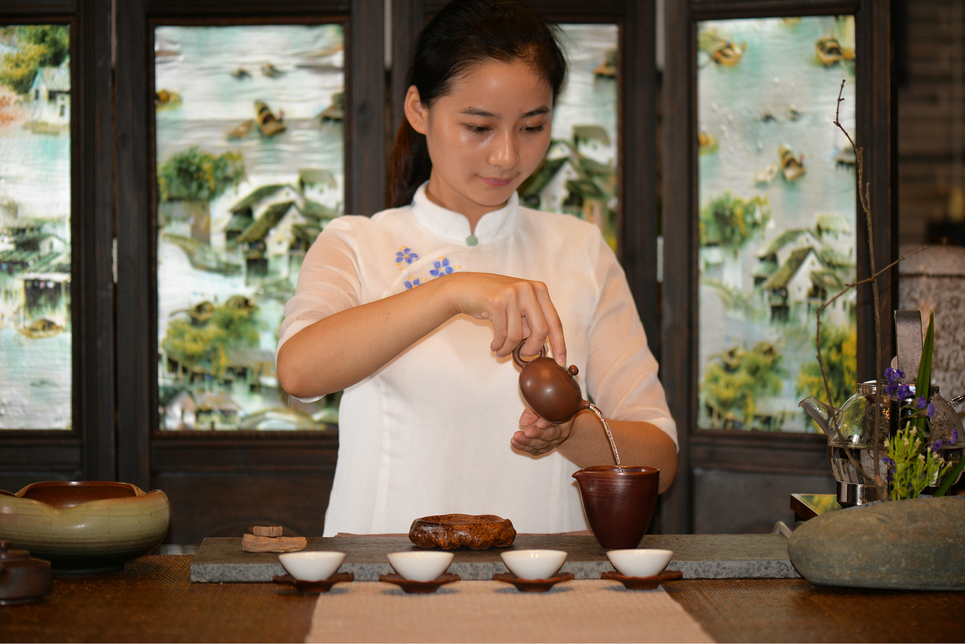 接待客户的时候应该怎么样泡茶,才能泡出一份独特的订单?