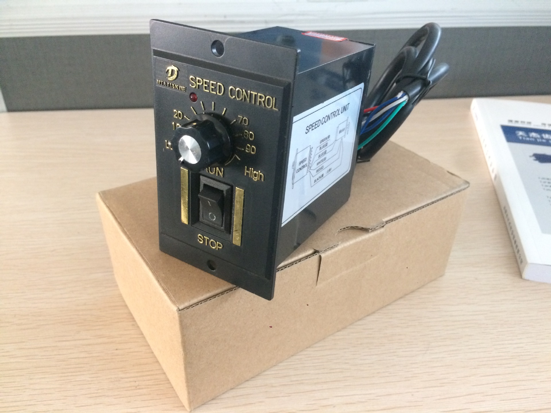 天杰交流电机调速器减速电机调速器us-52 6w15w25w40w60w90w.