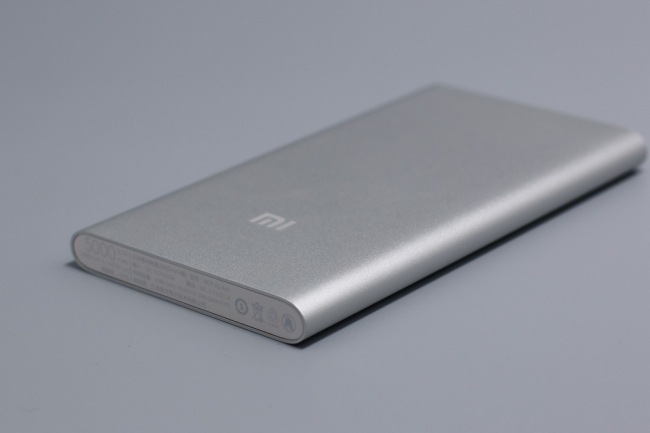 小米超薄迷你充电宝5000毫安手机通用移