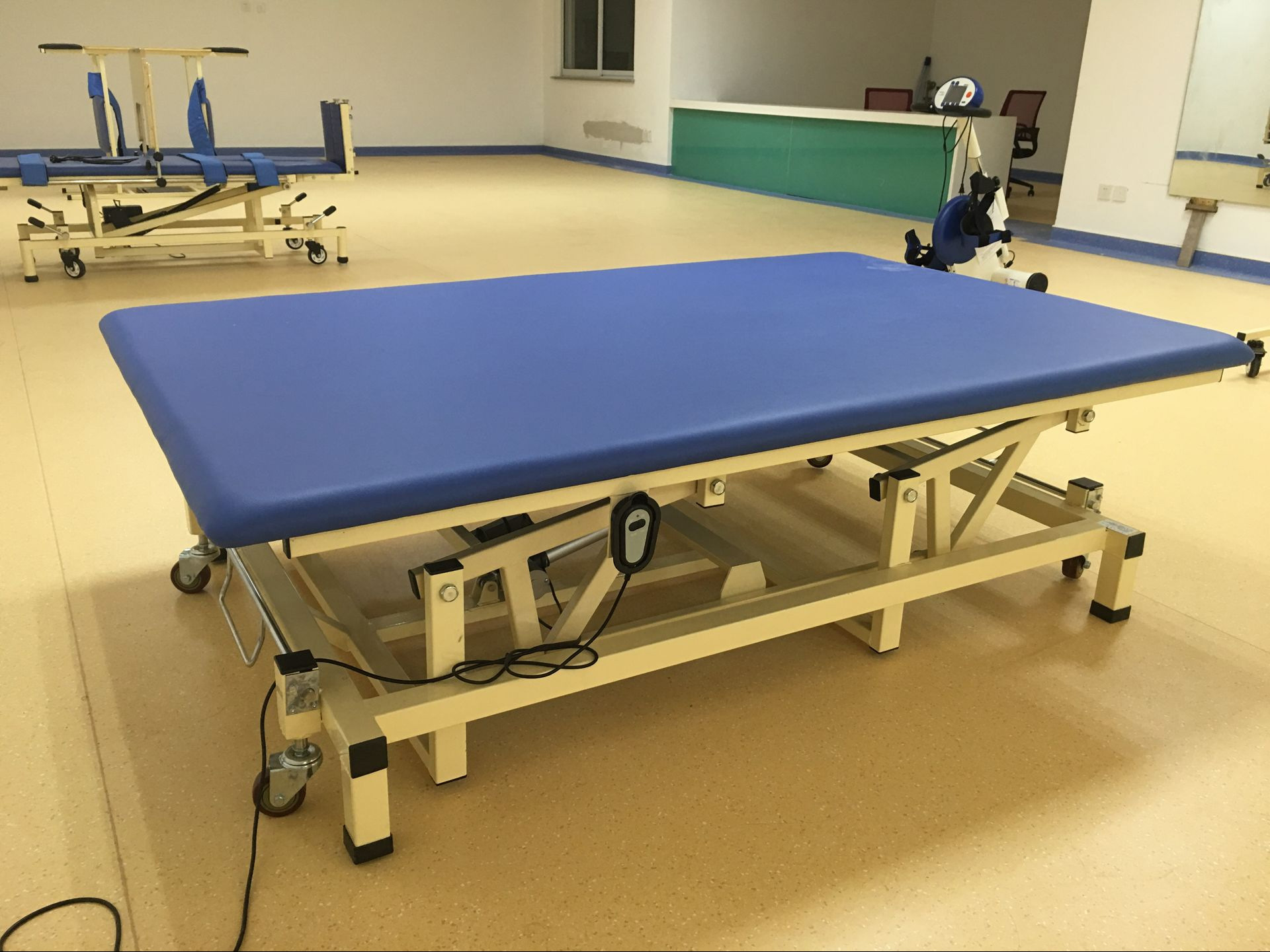 pt训练床(电动升降)