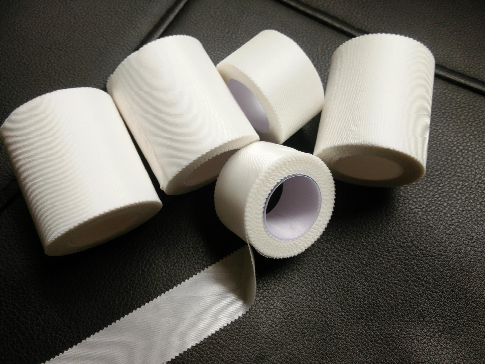 厂家直供 医用胶带 丝绸胶带 胶带2.5cm x10y