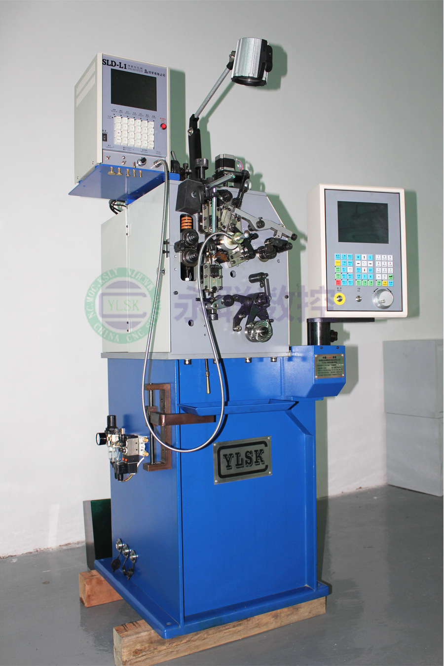 厂家直销ylsk-08全自动压簧机 小型卷簧机 热卷扭力异形弹簧机