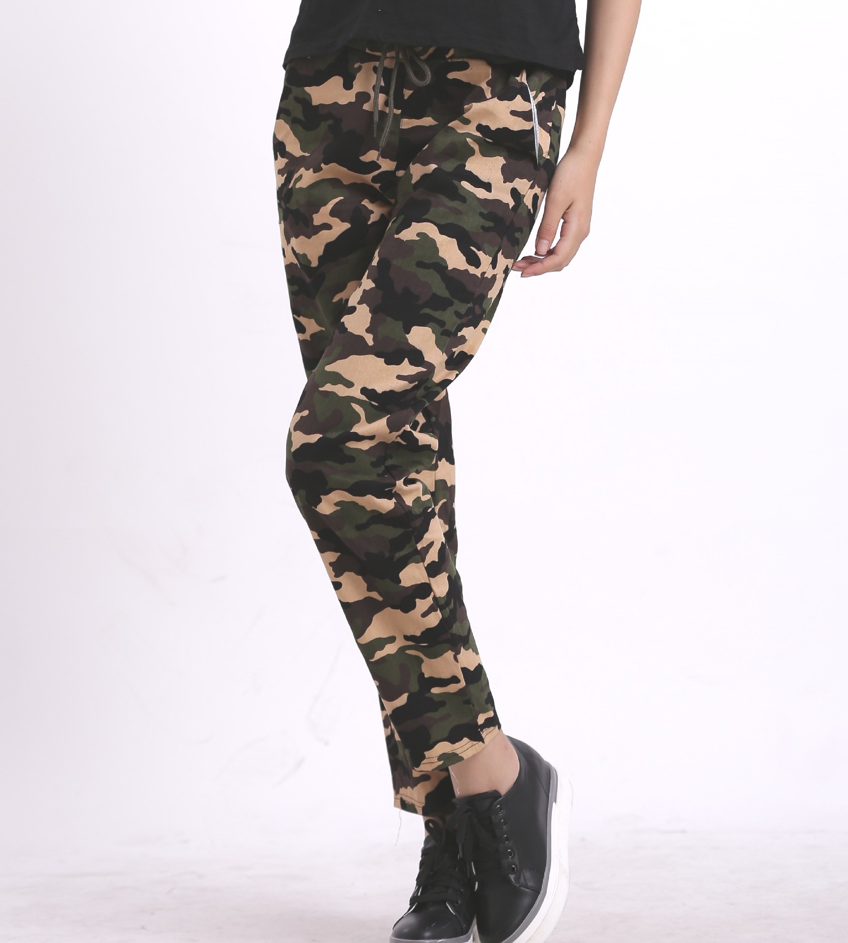 供应信息 女式休闲裤 秋季新款宽松女士迷彩裤大码宽松显瘦阔腿休闲裤