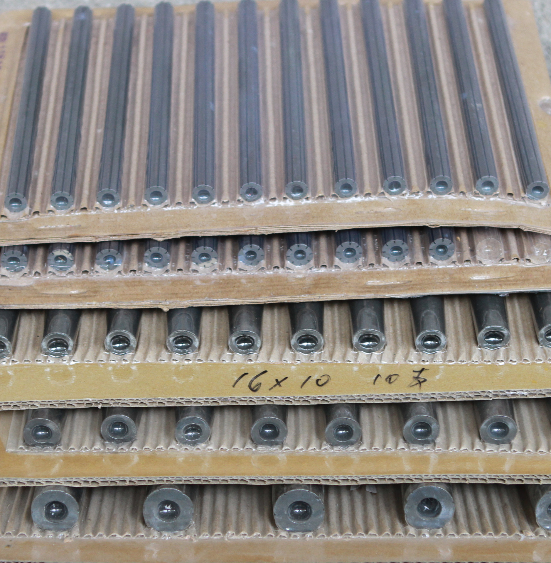 高频焊管磁棒,碳棒,铁粉芯