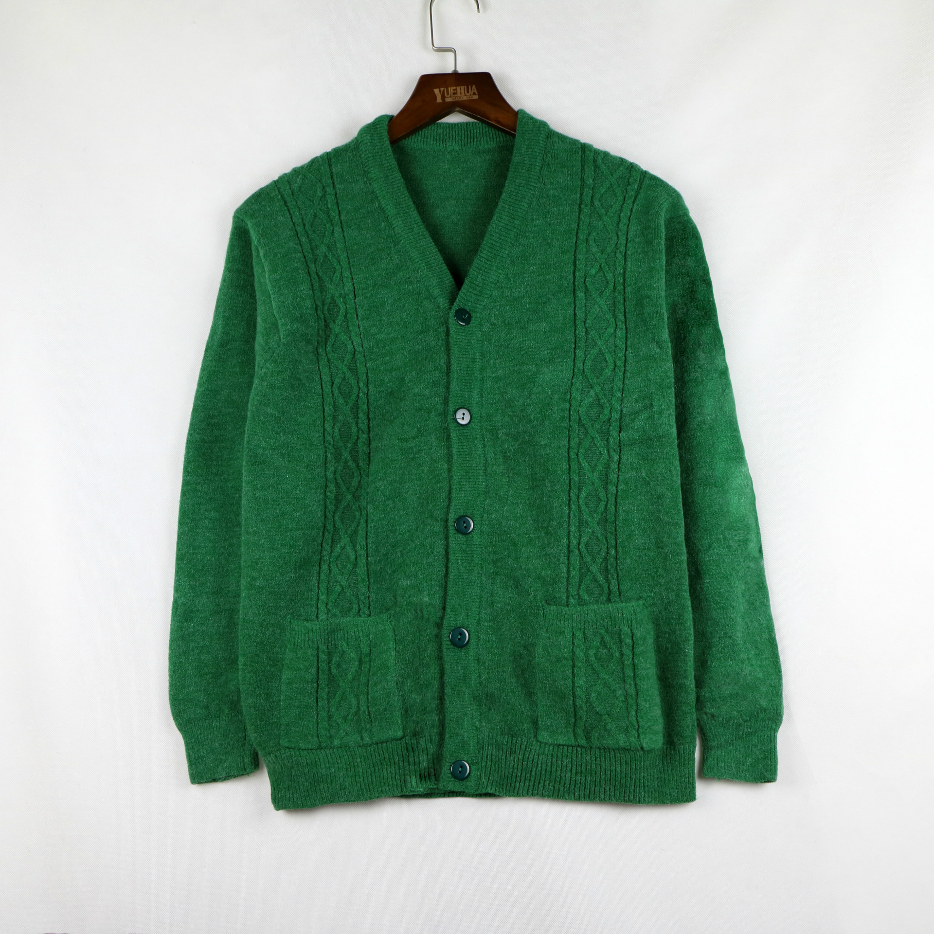 粤华毛织秋冬新款毛衫 纯色休闲毛衣 开衫女士v领长袖女装针织衫