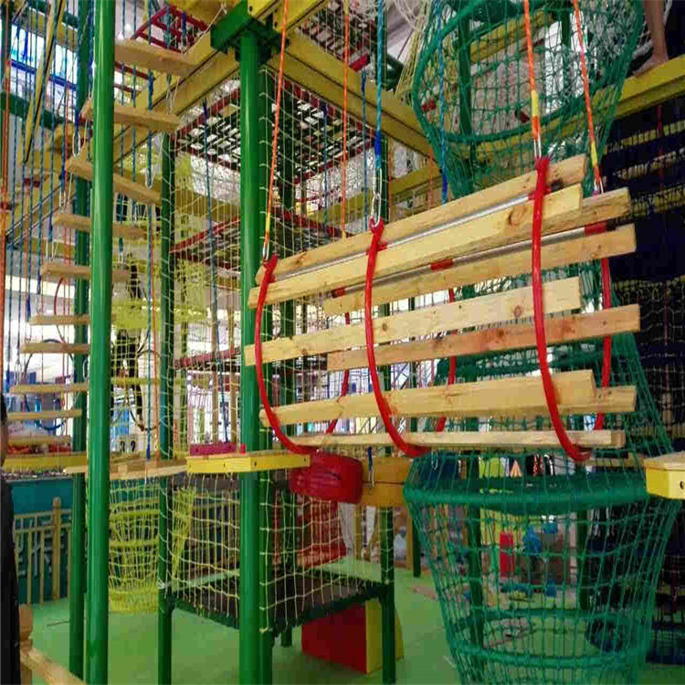 商场中庭儿童拓展攀登架 儿童攀爬彩虹网游乐设备