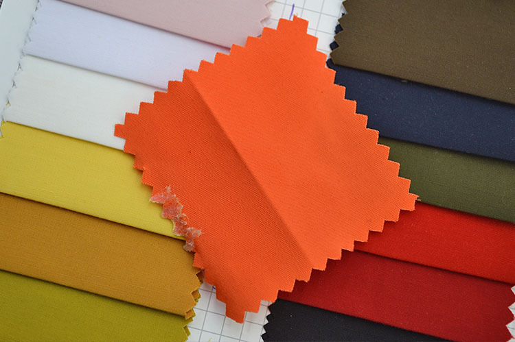 【厂家直销】富贵棉 45%棉55%涤 冲锋衣面料现货批发