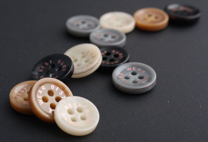 纽扣,细边纽扣,宽边纽扣,金属纽扣,塑料纽扣,树脂纽扣,牛角扣,贝壳