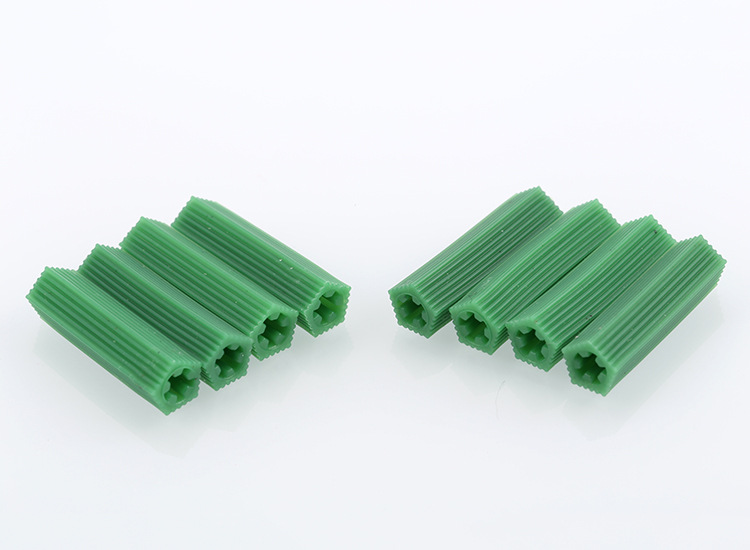 塑料螺栓 实拍绿色膨胀管状胶塞连接件 自攻型螺丝专用膨胀管批发