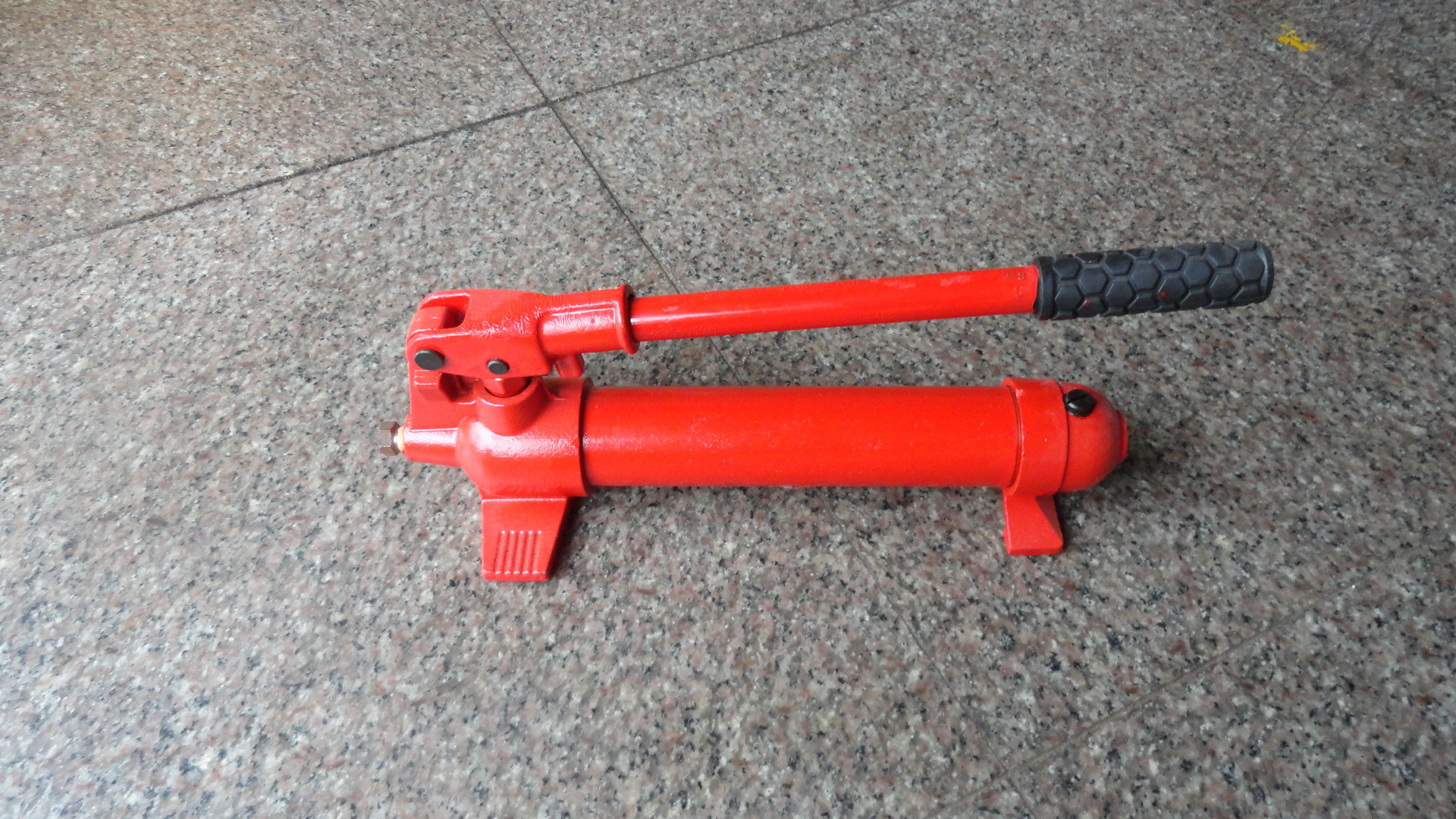 厂家直销小型63mpa手动液压泵 单/双向手动泵含压力表 手动方泵