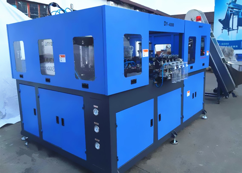 100ml-2l 全自动吹瓶机