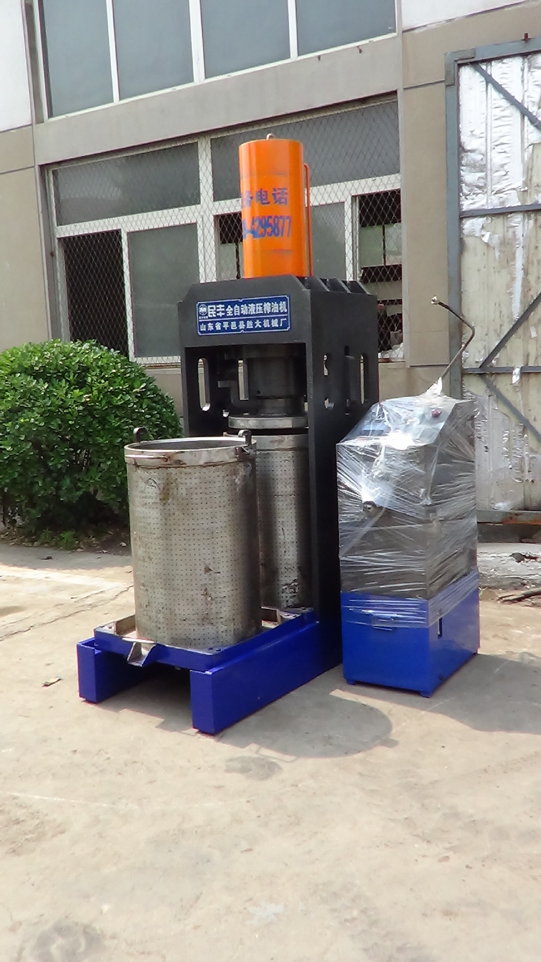 液压榨油机 山东大型花生大豆山茶油榨油机 - 中国机械设备批发交易网