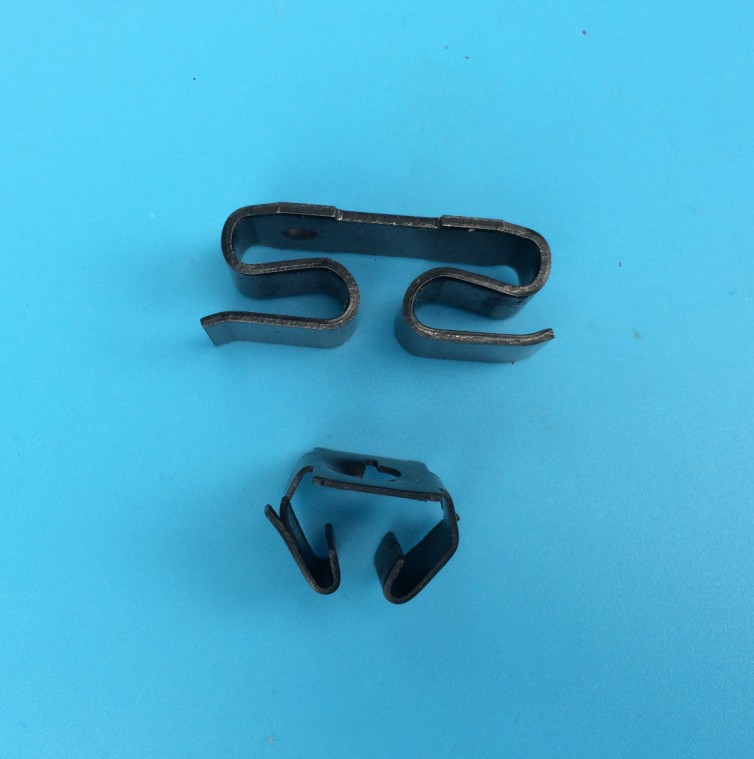 厂家生产各类五金弹片 磷铜弹片 连续模具冲压加工 来图样定制