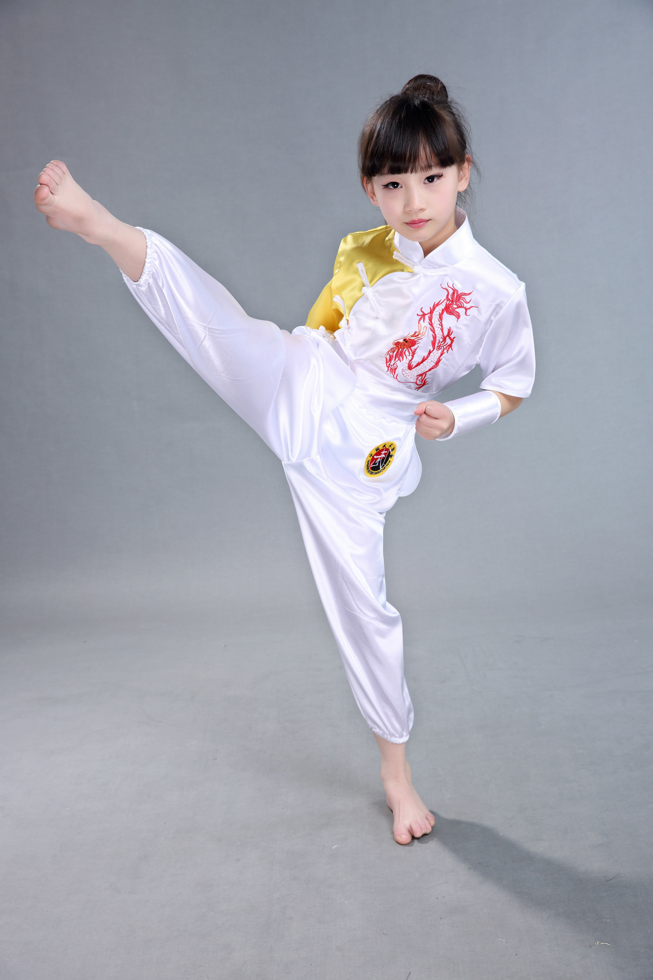 六一儿童演出服武术服男武术表演服装团体功