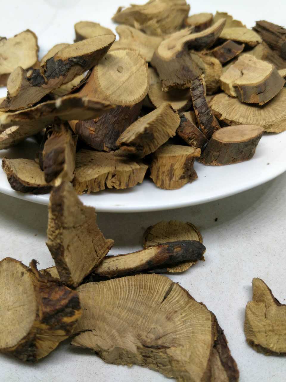 亳州药材 茅莓根 红梅消,三月泡,茅莓,虎姆 蛇泡簕,薅田蔗