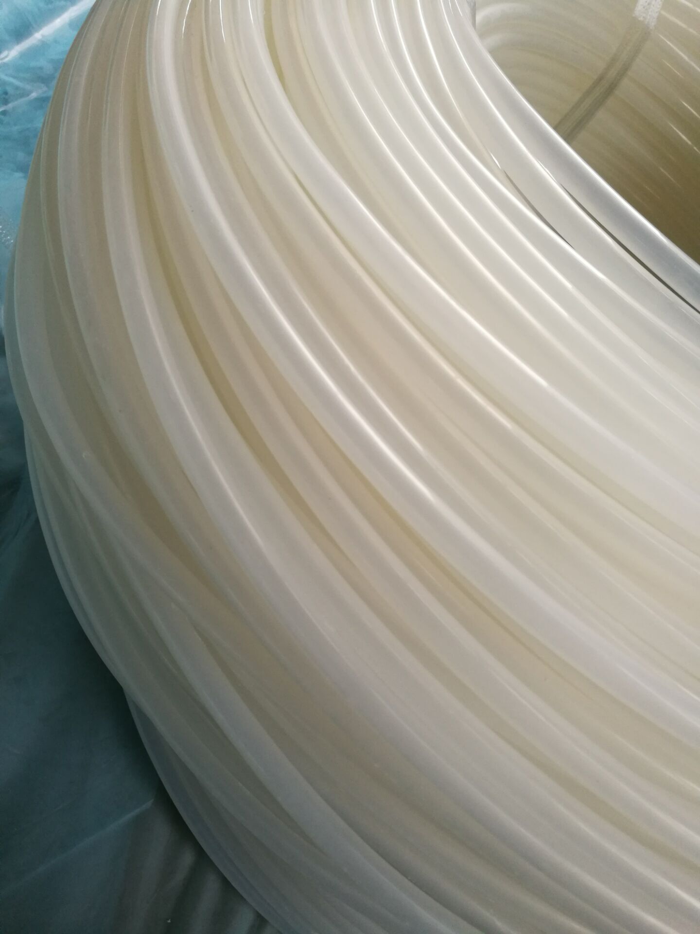 厂家直销 大直径尼龙管 塑料管 耐磨耐高压尼龙管