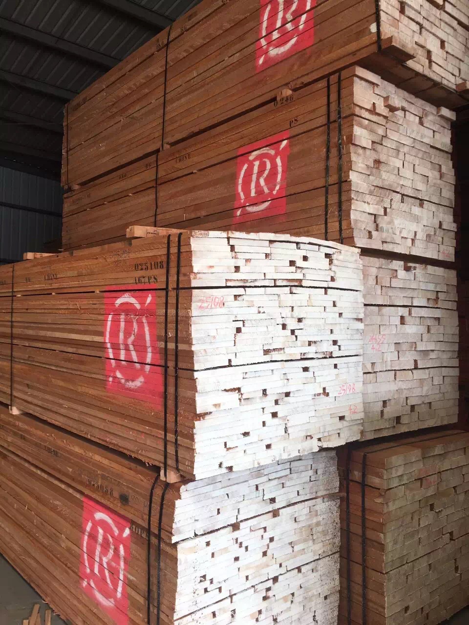 奥古曼 红胡桃非洲木板材原木批发